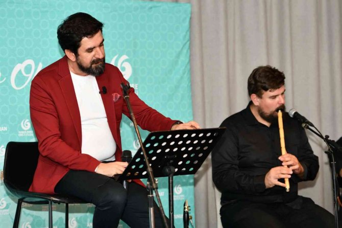 Yunus Emre Eserleri İle Almanya Ve Hollanda’da Anlatıldı