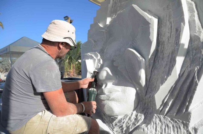 3. Uluslararası Kuşadası Heykel Sempozyumu Başlıyor