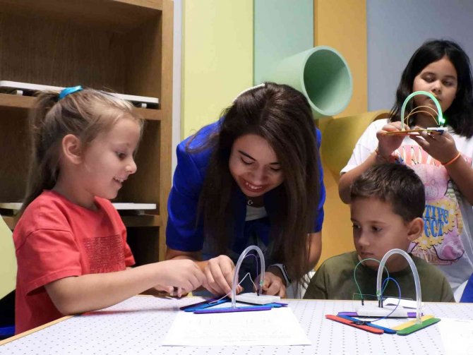 Kepez’de Tatile Bilim Arası