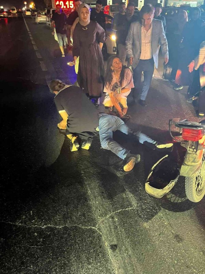 Kontrolden Çıkan Motosiklet Devrilip Sürüklendi: 1 Yaralı