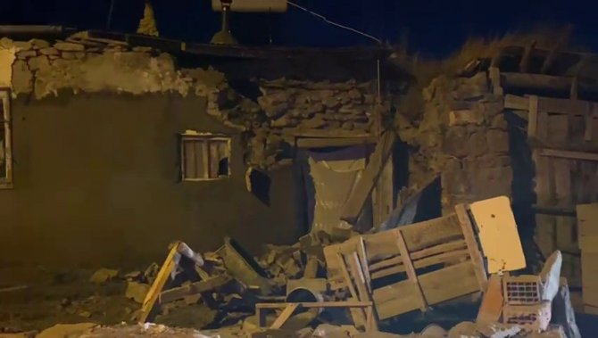 Ardahan’da Peş Peşe Deprem: 4.2 İle Sallandı, Artçılar Devam Ediyor