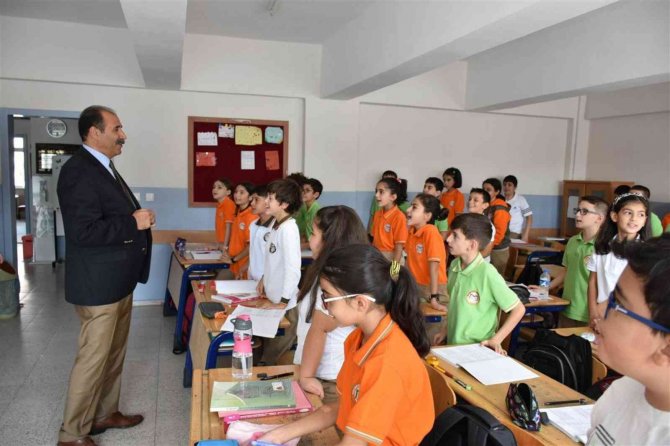 Gün, “Her Zaman Öğretmen Ve Öğrencilerimizin Yanındayız”