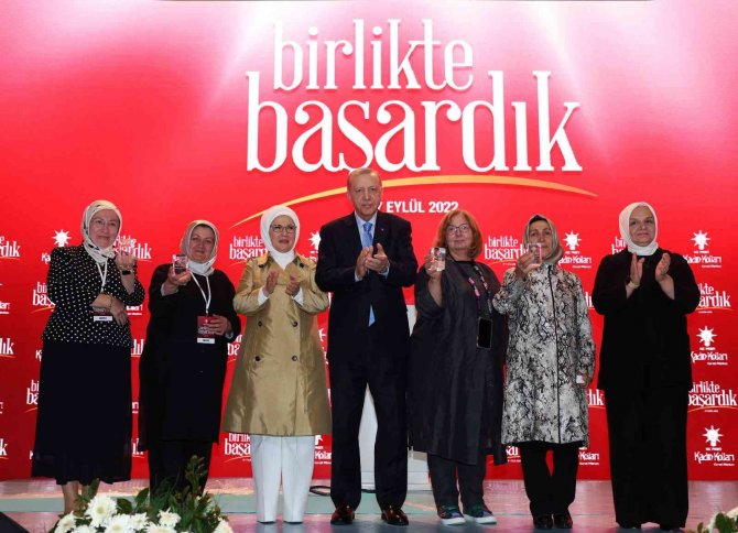 Cumhurbaşkanı Erdoğan: “İ̇ki Kadın Kendilerini Batıl Davanız İçin Feda Etti”