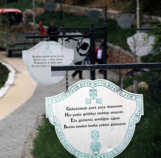 Özlem Ve Hasretin Dile Geldiği “Mani Yolu”