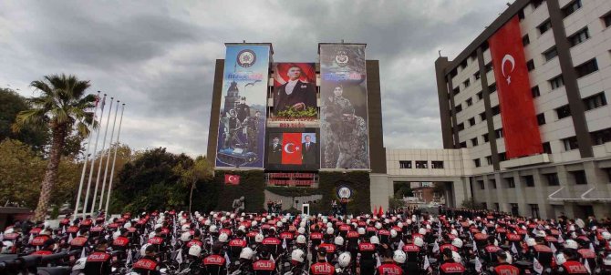 İ̇stanbul’da Yunus Polislere 180 Yeni Motosiklet Teslim Edildi