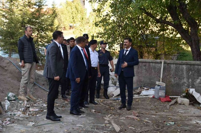 Vali Gürel, Çalışmaları Yerinde İnceledi