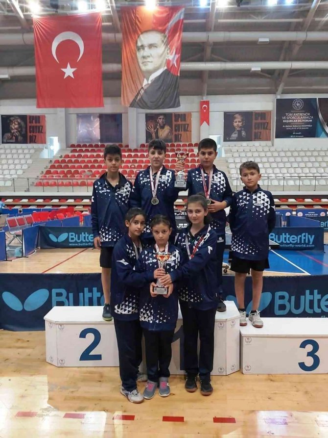 Kocasinan’ın Masa Tenisi Erkek Ve Bayan Takımı, Yine Zirvede