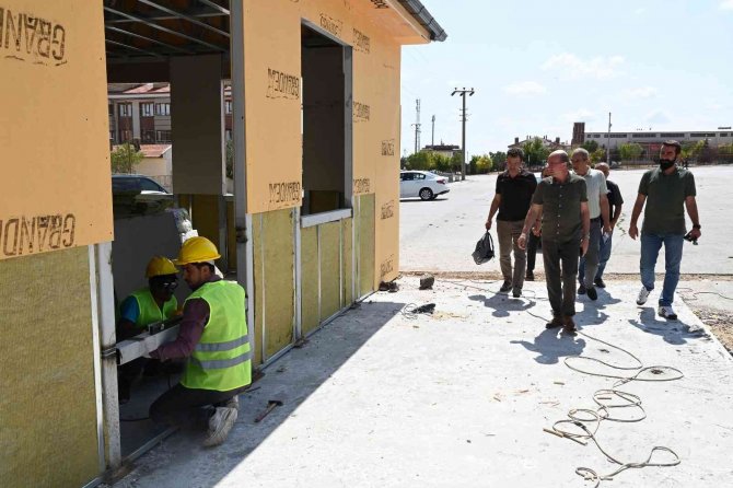 Selahaddin Eyyubi Mahallesi Emekli Lokaline Kavuşuyor
