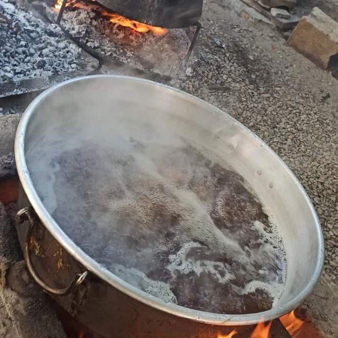 Şifa Kaynağı Pekmezler Kaynamaya Başladı