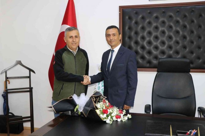 Yılanlı’ Da Alptekin Bozkurt Karapür Göreve Başladı