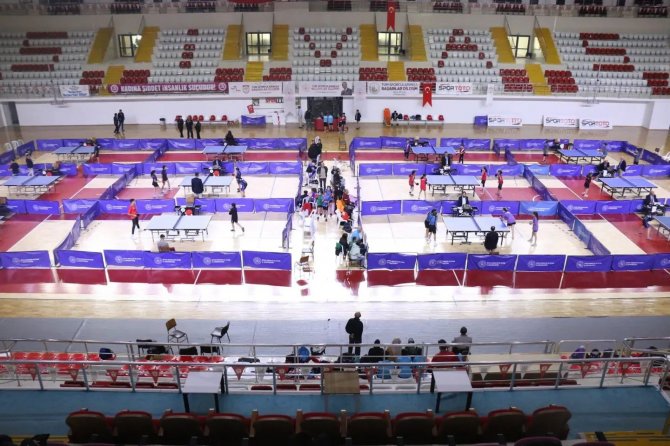 Sivas, Masa Tenisi Grup Müsabakalarına Ev Sahipliği Yaptı