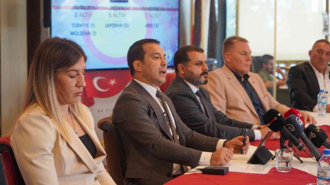 Şeref Eroğlu: “Dünya Şampiyonluğu Türk Güreşinin Geleneğidir”