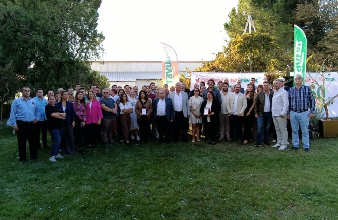 50 Metrekarelik Dükkandan 2 Milyon Metrekarelik Beyaz Et Devine