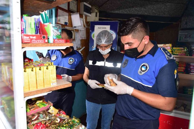 Manisa’da Zabıtadan Kantin Denetimleri