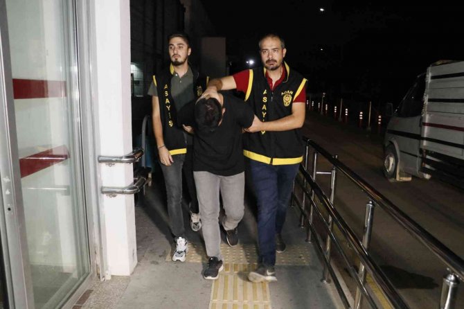 Adana’da Tartıştığı Sürücüye Pompalı Tüfekle Ateş Açan Kişi Yakalandı