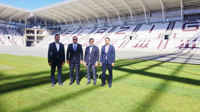 Milletvekili Ağar, Yeni Stadyumu Gezdi