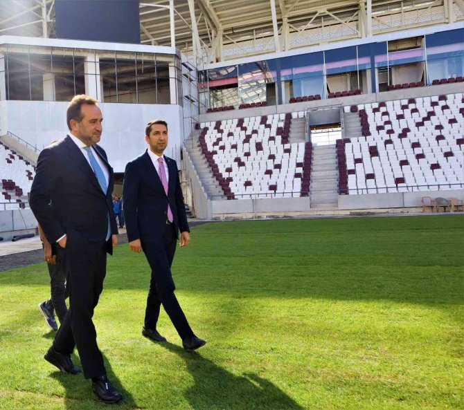 Milletvekili Ağar, Yeni Stadyumu Gezdi
