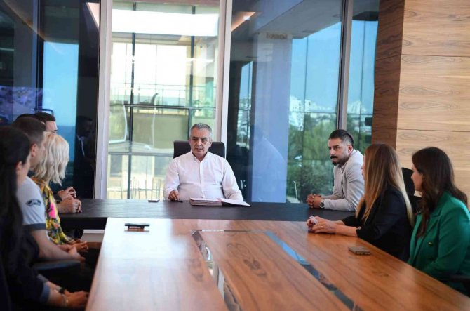 Konyaaltı Belediyesi’nden Personel Maaş Ve Sosyal Haklarına İyileştirme
