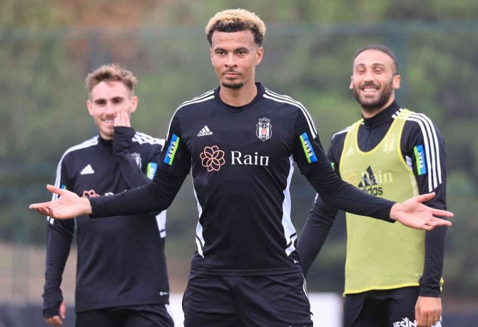 Beşiktaş Kondisyon Ve Taktik Çalıştı