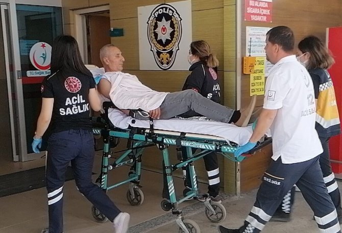 Bursa’da Dedikodu Kavgasında Arkadaşını Bıçakladı