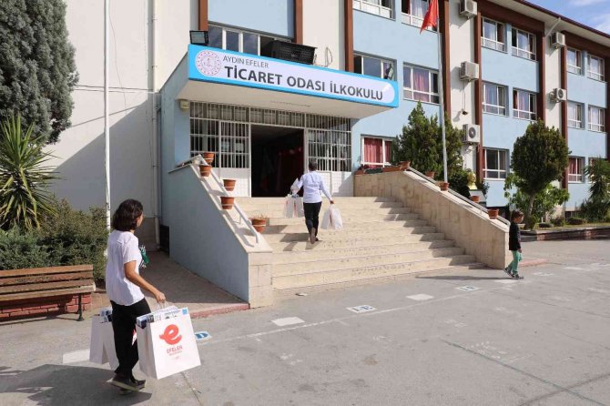 Efeler Belediyesi’nden Okullara Ödül