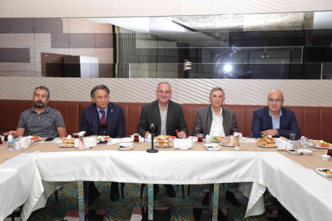 Gemlik’te Gündem ‘Zeytin’