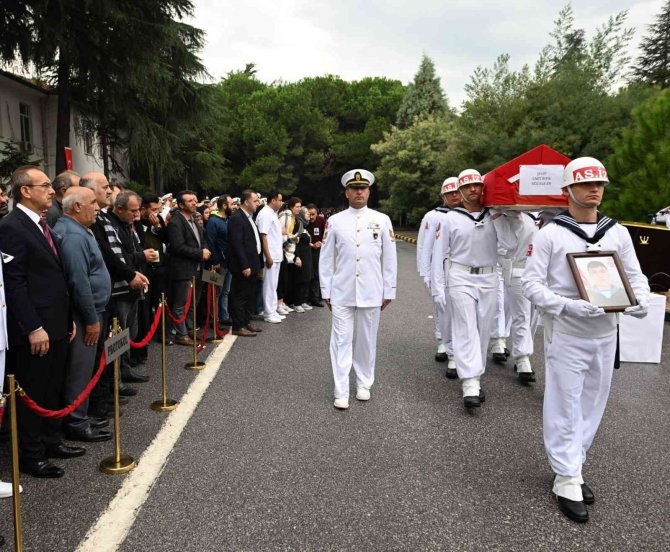 Şehit Sözleşmeli Er Enes Bıyık’ın Naaşı, Baba Ocağına Uğurlandı