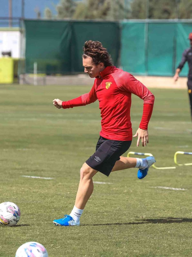 Göztepe’de Pendikspor Mesaisi Sürüyor
