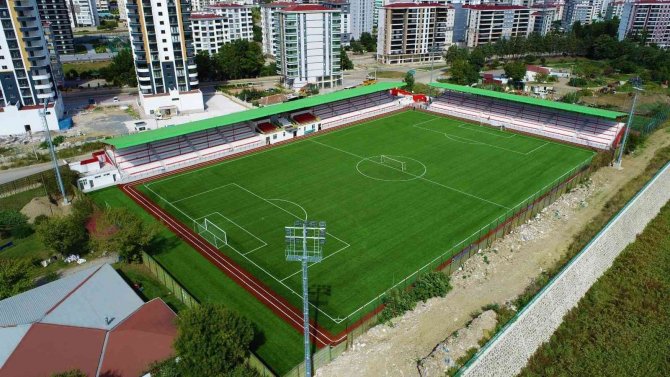 Büyükşehir Atıl Haldeki Stadı Amatör Spora Kazandırdı