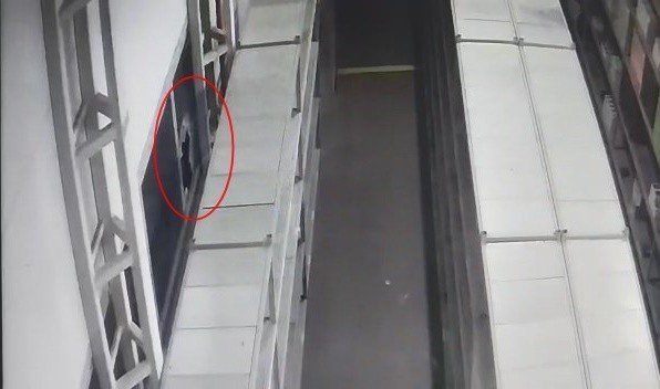 Piyasa Değeri 2 Milyon Tl Olan Cep Telefonları Çalındı