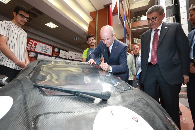 Yök Başkanı Prof. Dr. Erol Özvar, Paü Öğrencileriyle Bir Araya Geldi