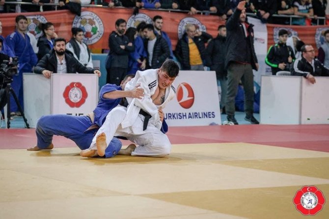 Dünya Göçebe Oyunları’na Katılacak Kastamonulu Sporcular Yola Çıktı