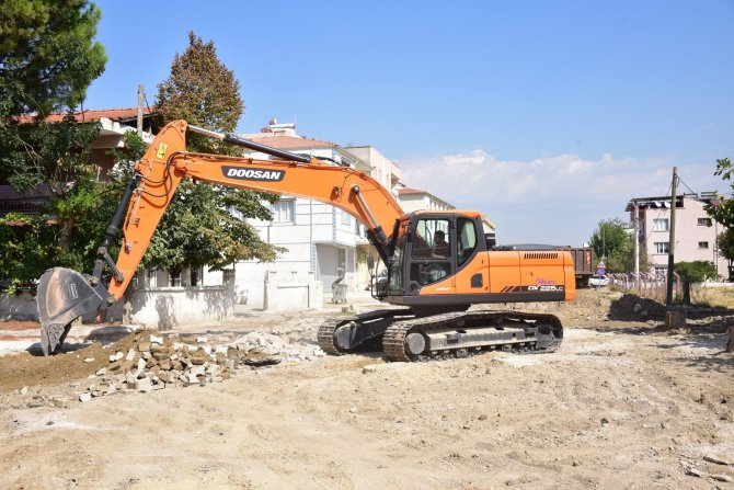 Gölmarmara Uğur Mumcu Caddesi’nde Çalışmalar Başladı