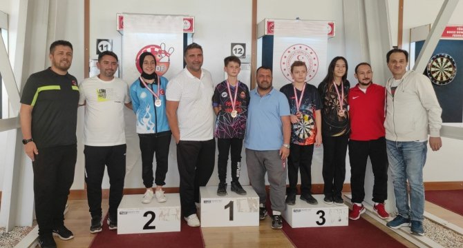 Denizlili Dartçılar 600 Sporcu Arasında Dereceyi Kaptırmadı