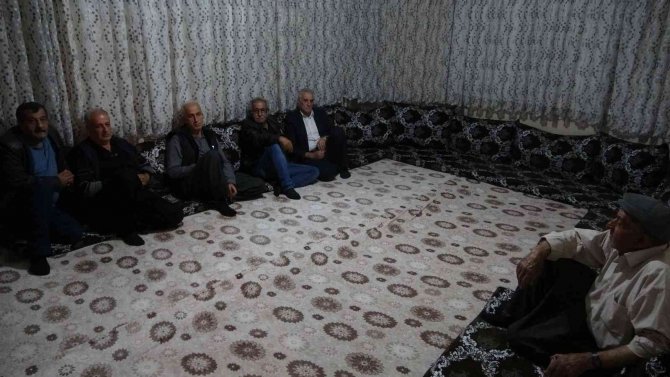 Yüksekova’da 8 Gündür Kayıp Olan Alzaymır Hastası Kadını Arama Çalışmaları Sürüyor