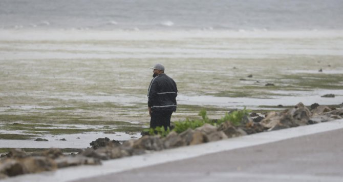 Florida’da Kasırga 2,5 Milyondan Fazla Kişiyi Elektriksiz Bıraktı