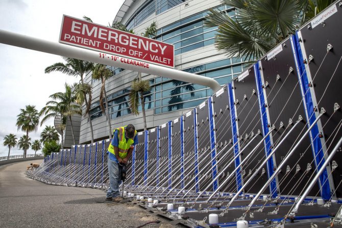 Florida’da Kasırga 2,5 Milyondan Fazla Kişiyi Elektriksiz Bıraktı