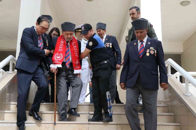 Güney Kore Büyükelçisinden Kore Gazisine Ziyaret