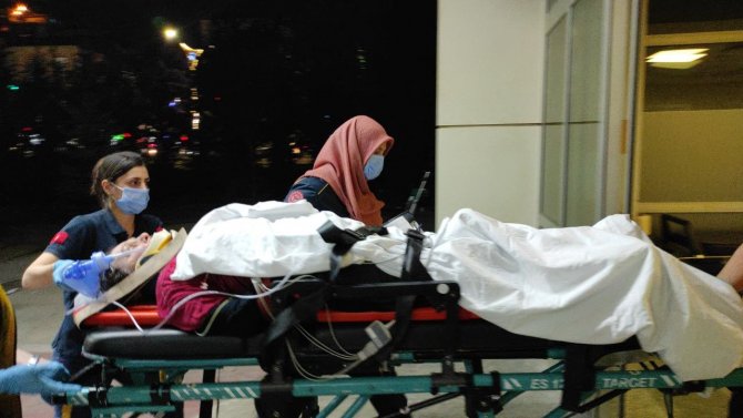 Temizlikçisini Evine Bırakmak İsterken Dehşeti Yaşadılar: 1’i Ağır 2 Yaralı