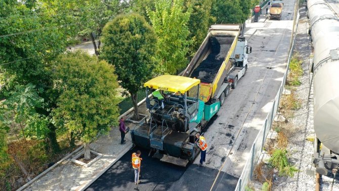 Yarımca Sahil Yoluna 2 Bin Ton Asfalt