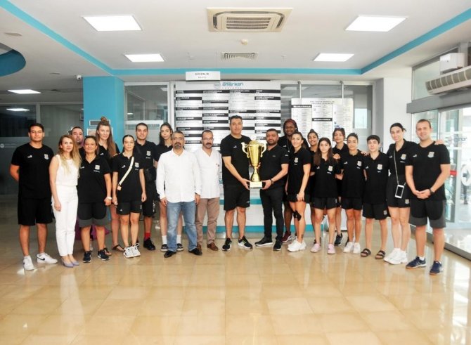 Şampiyon Basketbolcuların Yeni Hedefleri Büyük
