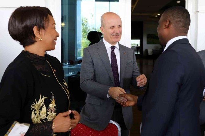 Yök Başkanı Özvar, 30 Afrika Ülkesi Büyükelçileri Ve Maslahatgüzarları İle Bir Araya Geldi