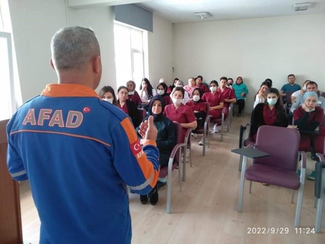 Hastane Personeline ‘Deprem Ve Yangın’ Tatbikatı