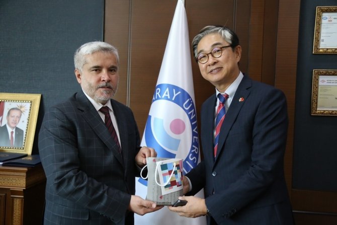 Asü’deki Etkinlikte Güney Kore Kültürü Tanıtıldı