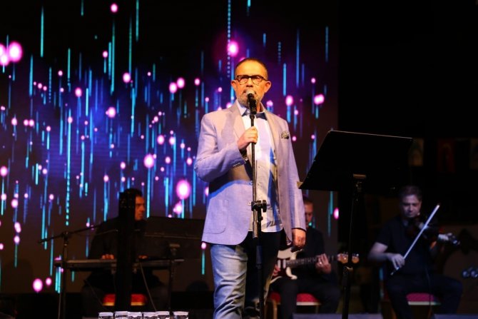 Balıklıgöl Şiir Akşamları İ̇brahim Sadri İle Başladı