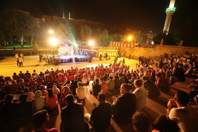 Balıklıgöl Şiir Akşamları İ̇brahim Sadri İle Başladı