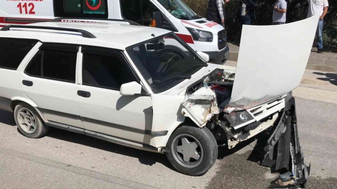 Bilecik’te Yaşanan Trafik Kazasında 1 Kişi Yaralandı