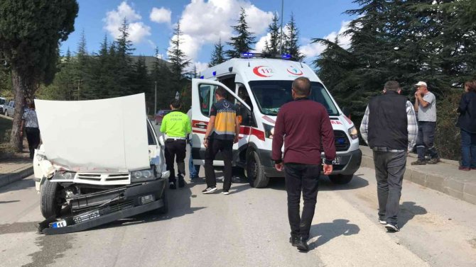 Bilecik’te Yaşanan Trafik Kazasında 1 Kişi Yaralandı
