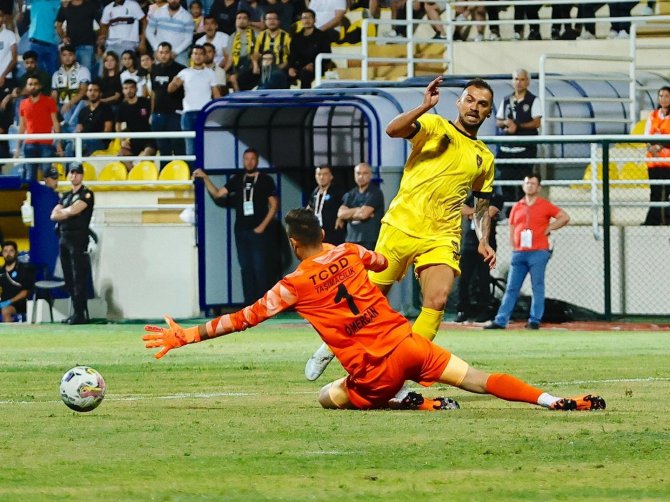 Bucaspor’da Tunç Murat Behram Sakatlandı
