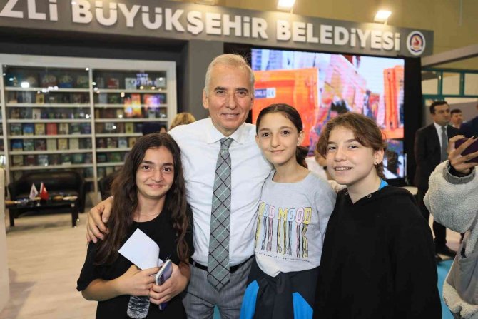 Denizli Büyükşehir Belediyesi Kitap Fuarı 5. Kez Okuyucularla Buluştu